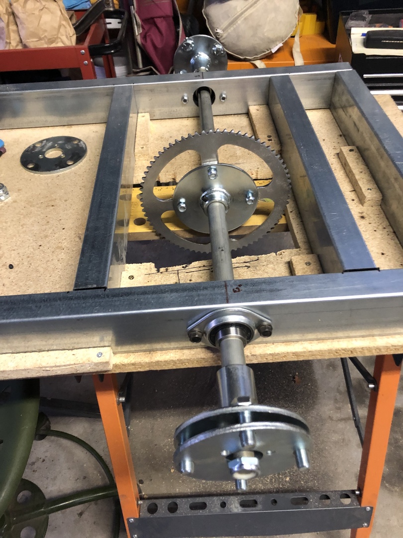 Rear axle is starting to take shape.