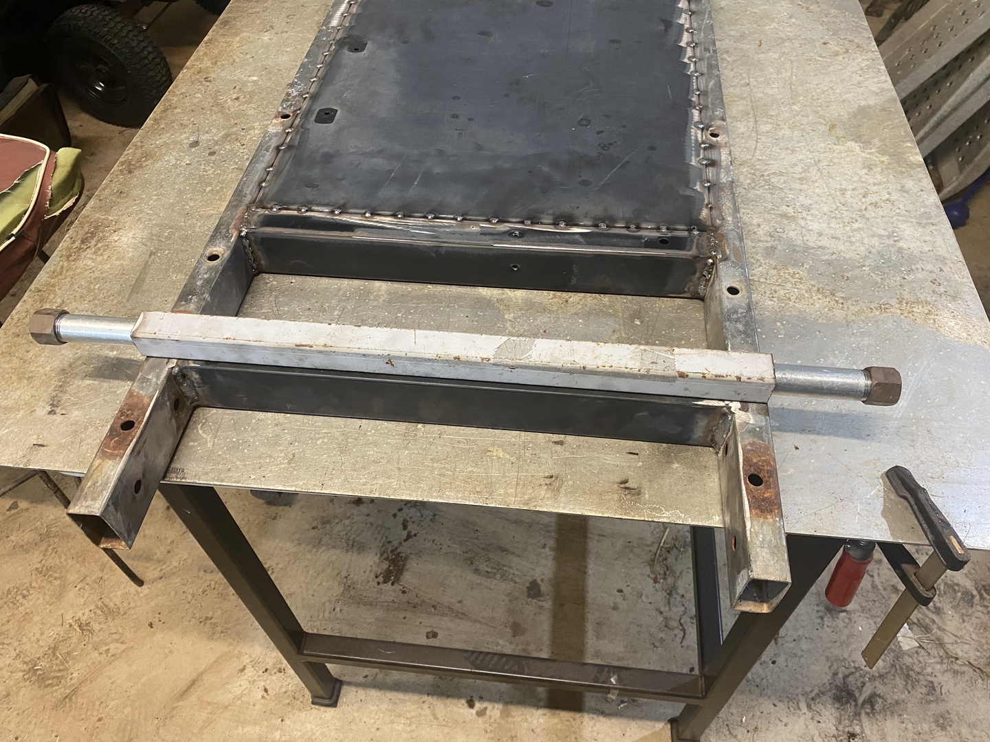 Rear axle