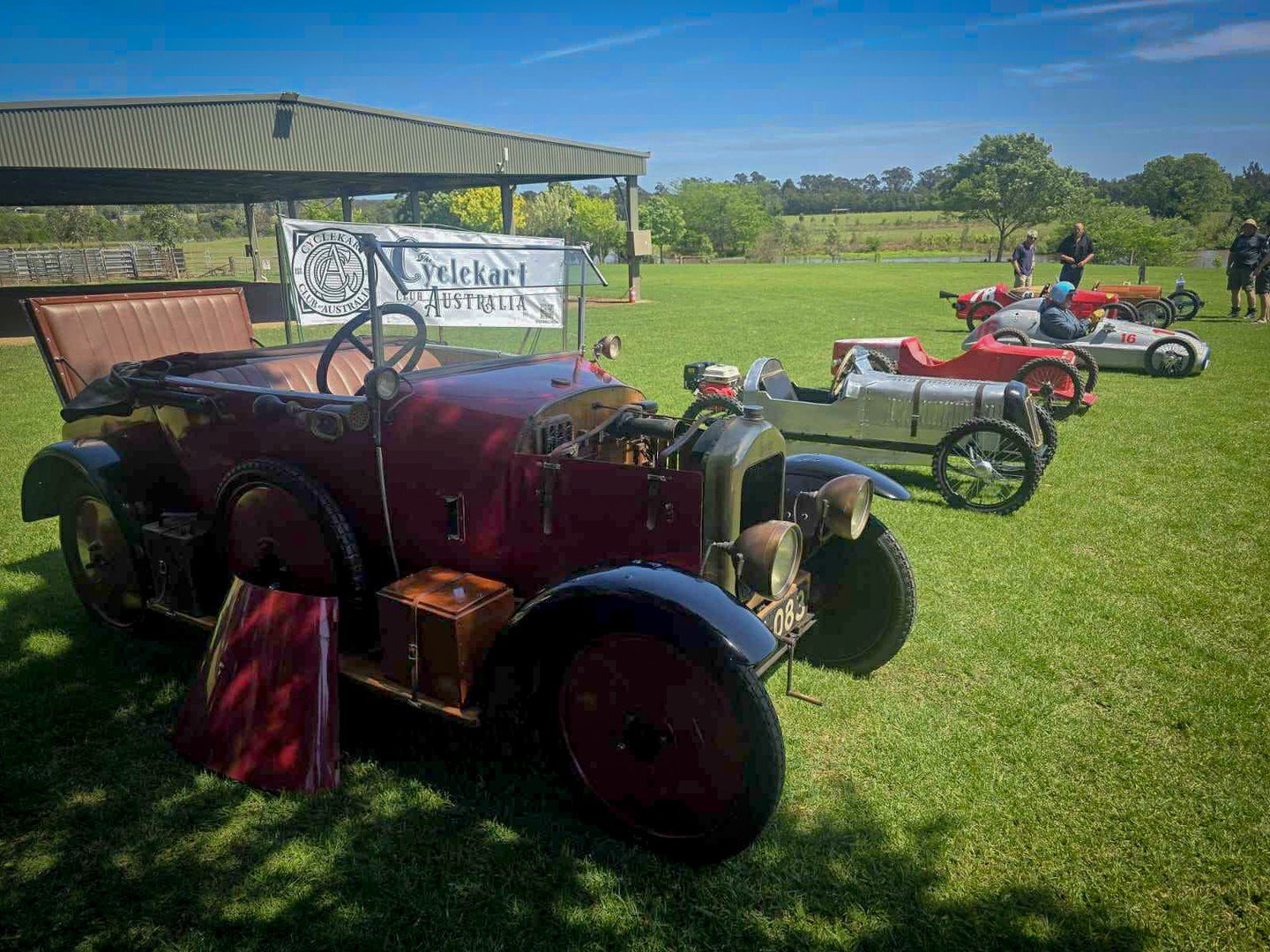 6c5e5799-e6de-4b36-ba85-81123fb9717a-2