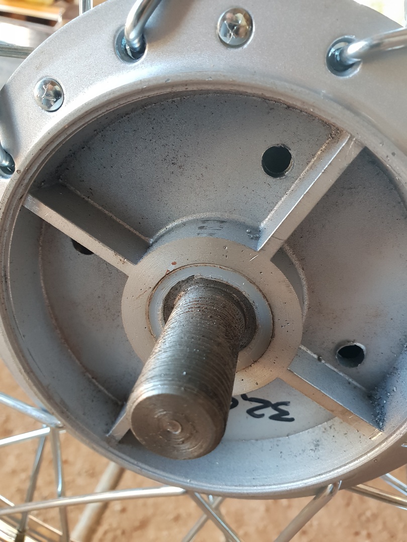 11-wheel-mounted-on-axle-with-nylon-bush