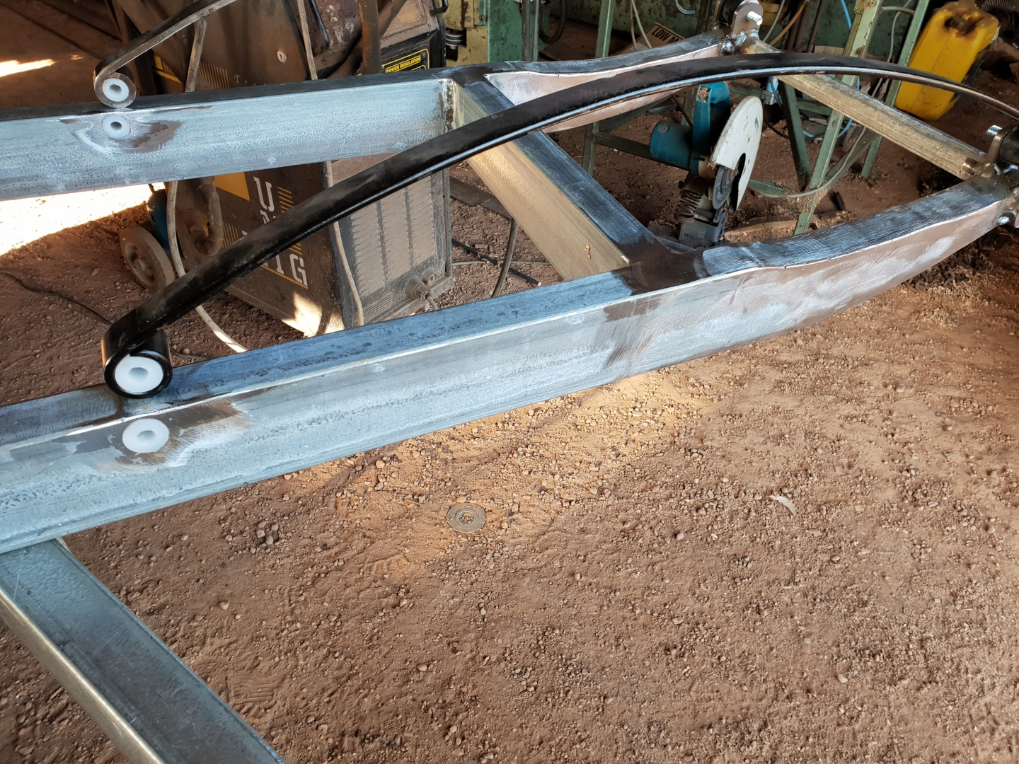 21-Front-spring-chassis-bushes